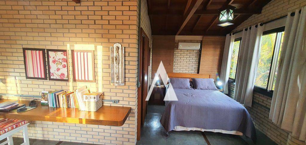 Casa de Condomínio à venda com 6 quartos, 320m² - Foto 29