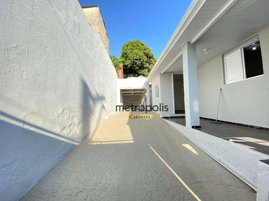 Casa para alugar com 2 quartos, 150m² - Foto 21