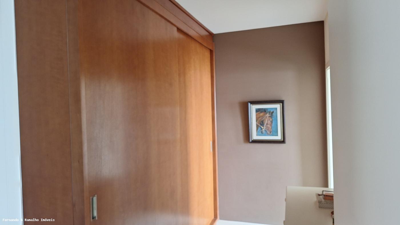Casa à venda com 3 quartos, 450m² - Foto 10