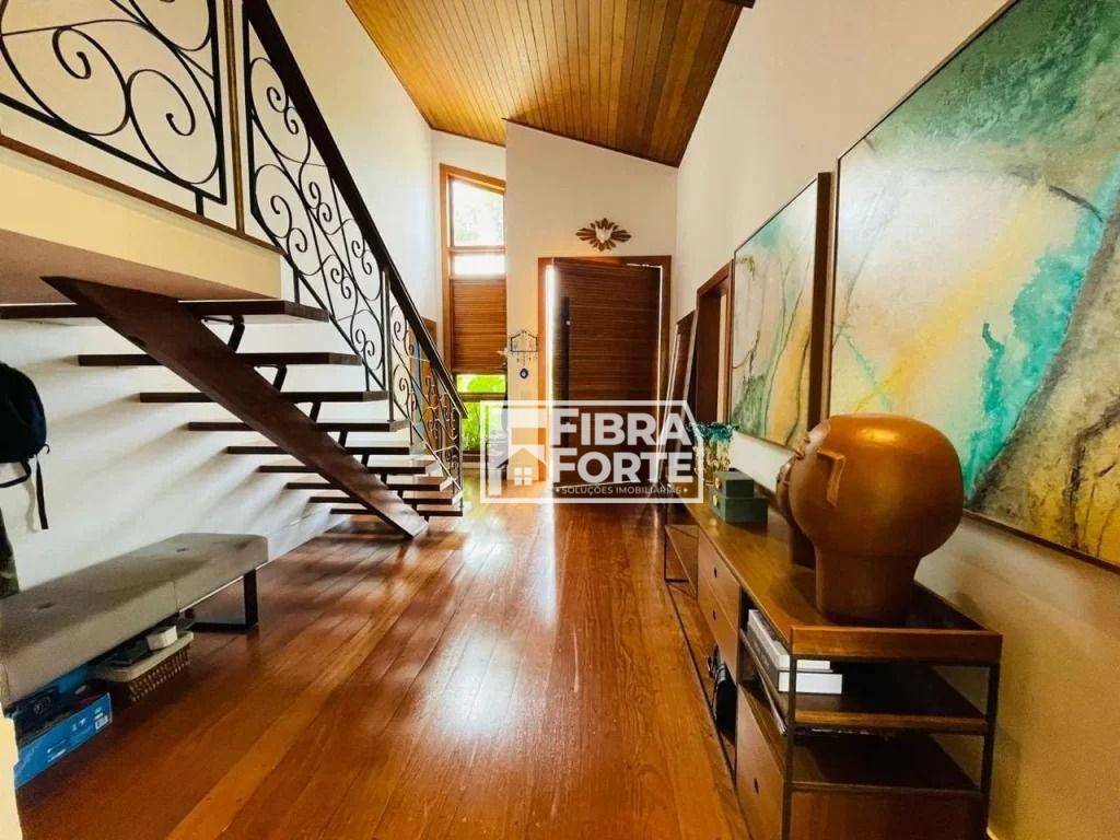 Casa à venda com 3 quartos, 388m² - Foto 4