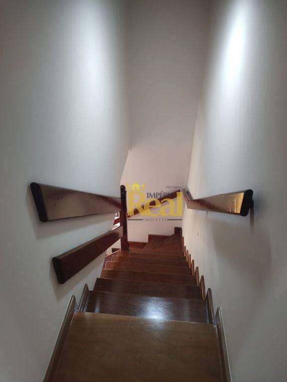 Sobrado à venda com 4 quartos, 310m² - Foto 29