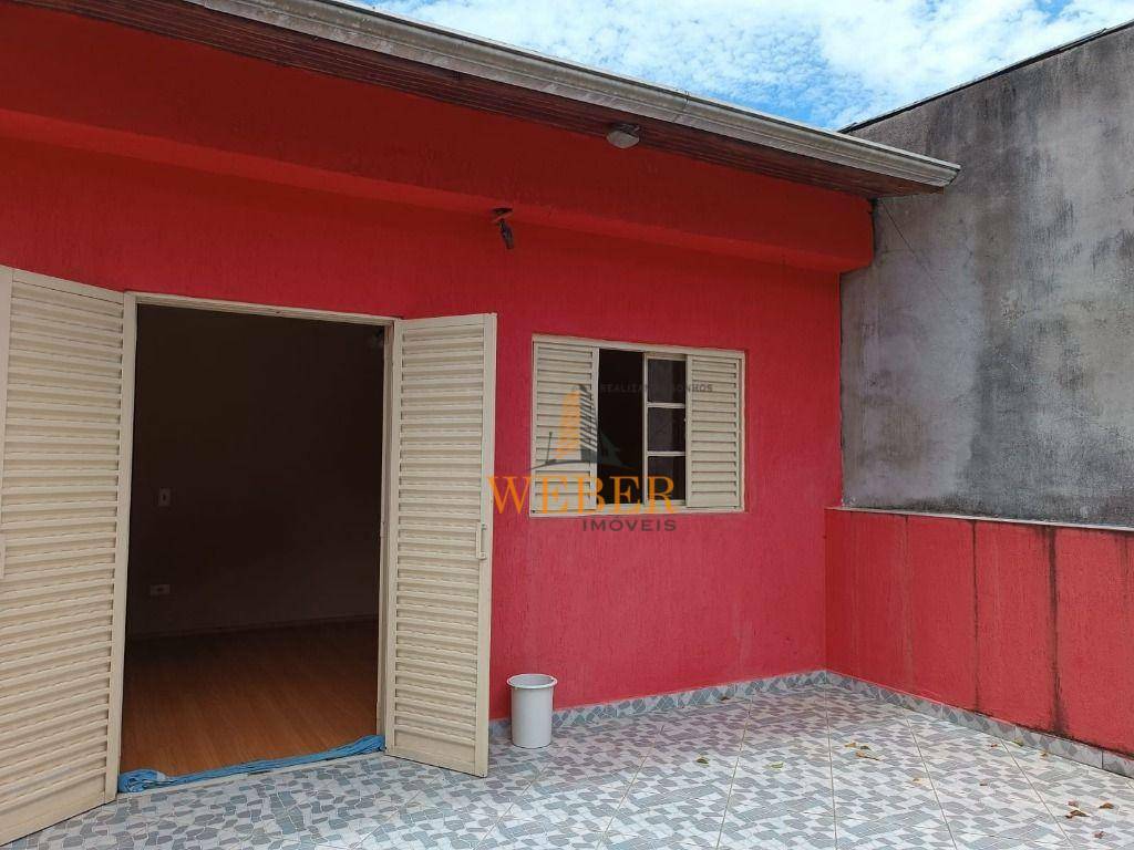 Sobrado à venda com 3 quartos, 150m² - Foto 4