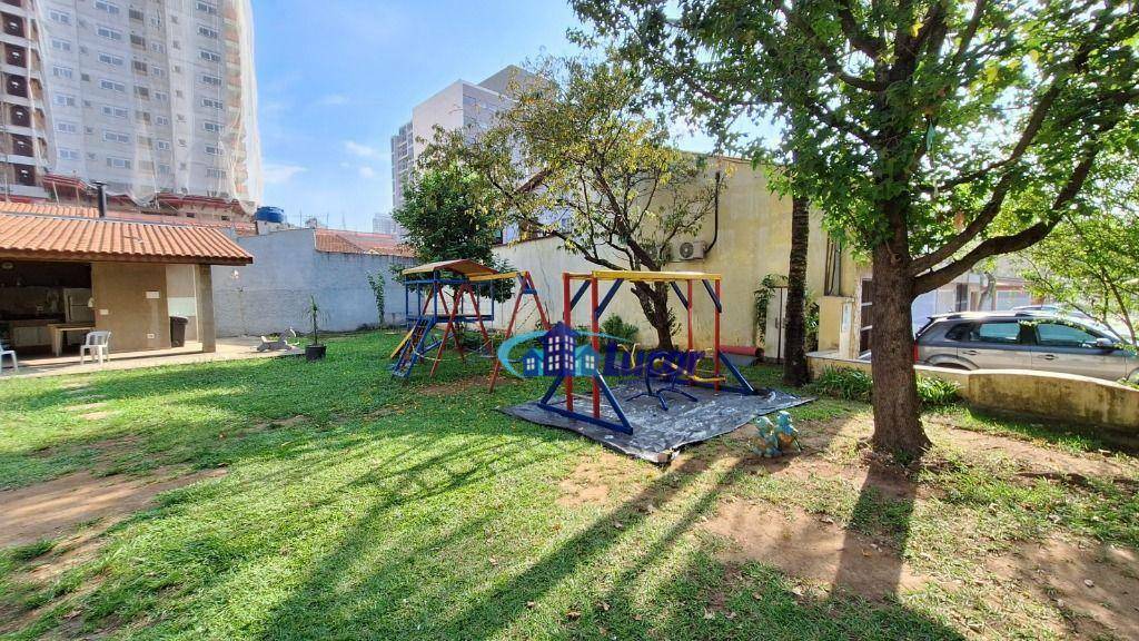 Sobrado à venda com 3 quartos, 110m² - Foto 2