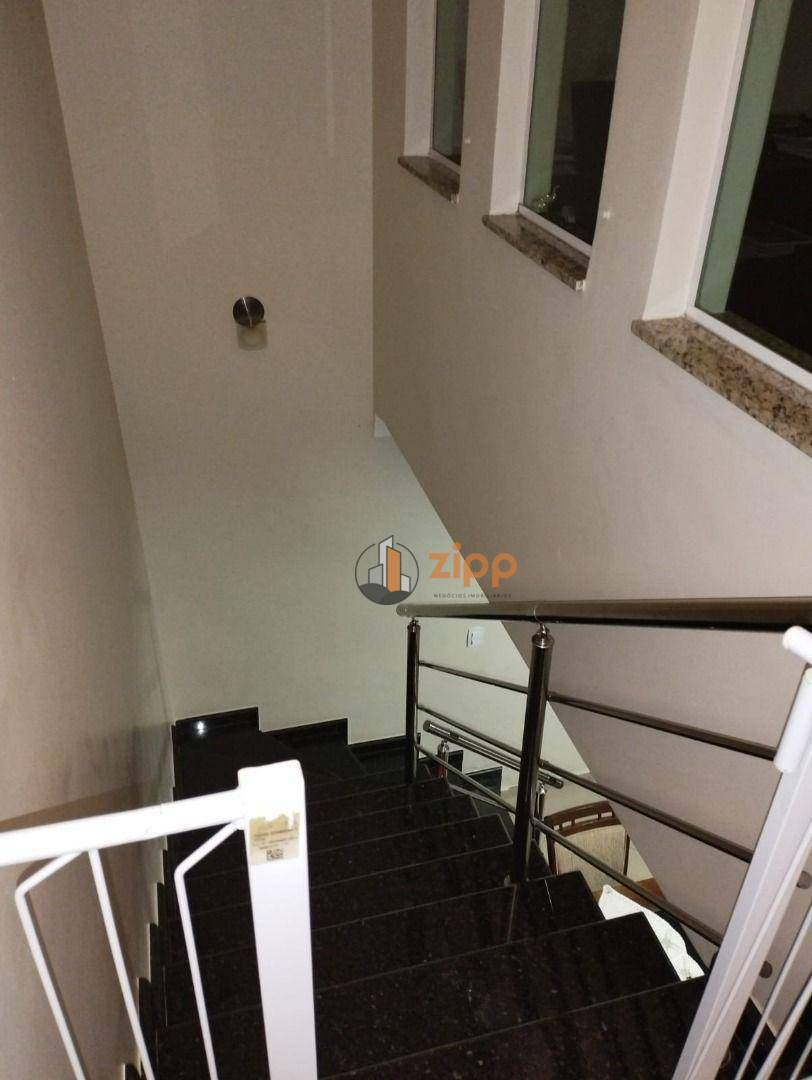 Sobrado à venda com 3 quartos, 114m² - Foto 3