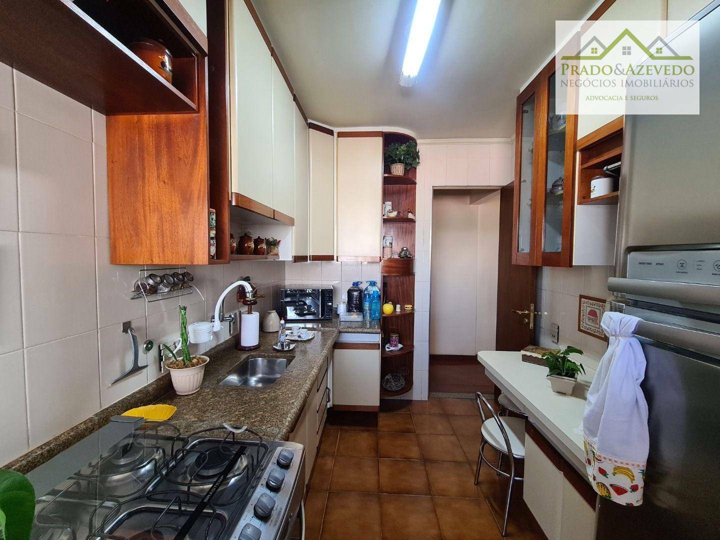 Apartamento à venda com 3 quartos, 90m² - Foto 15