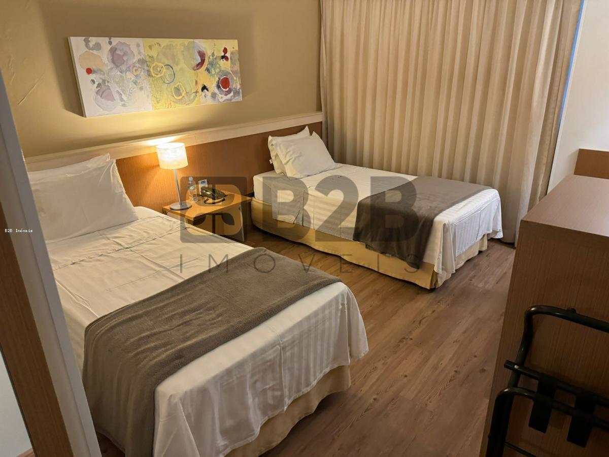 Apartamento à venda com 1 quarto - Foto 1