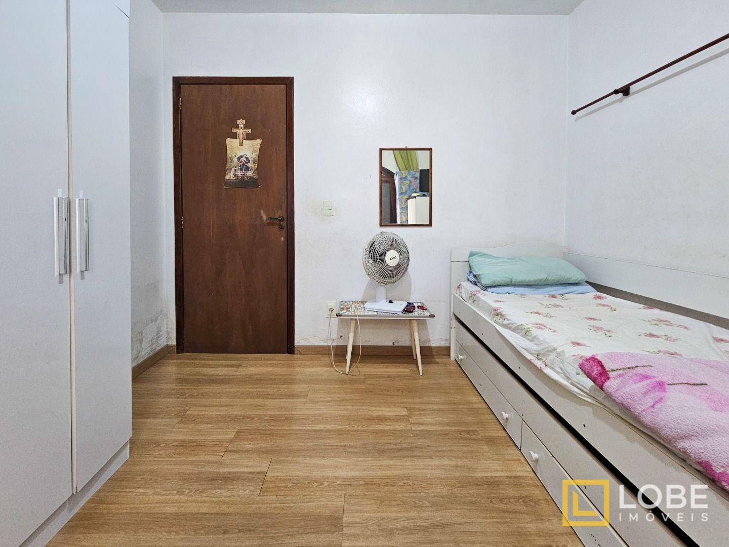 Casa à venda com 2 quartos, 280m² - Foto 11