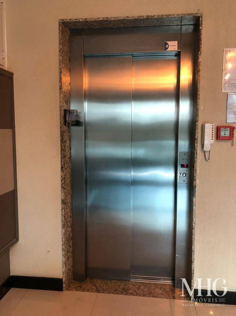 Apartamento à venda com 2 quartos, 63m² - Foto 3