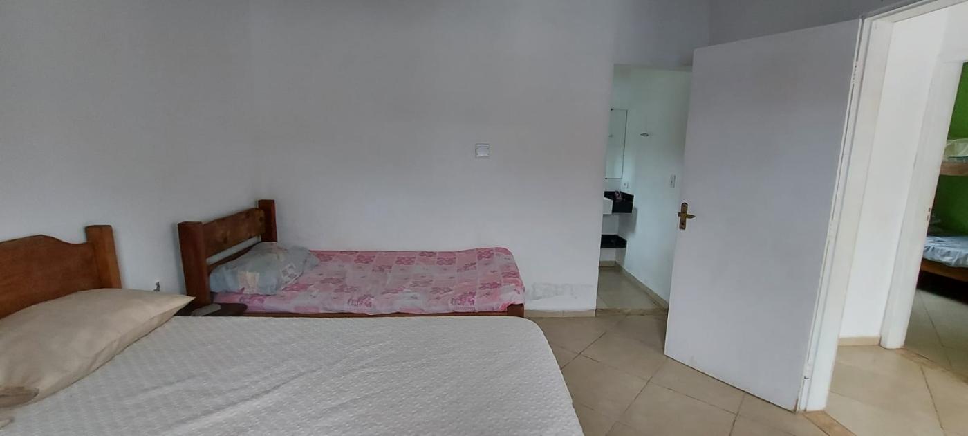 Casa à venda com 6 quartos, 380m² - Foto 18