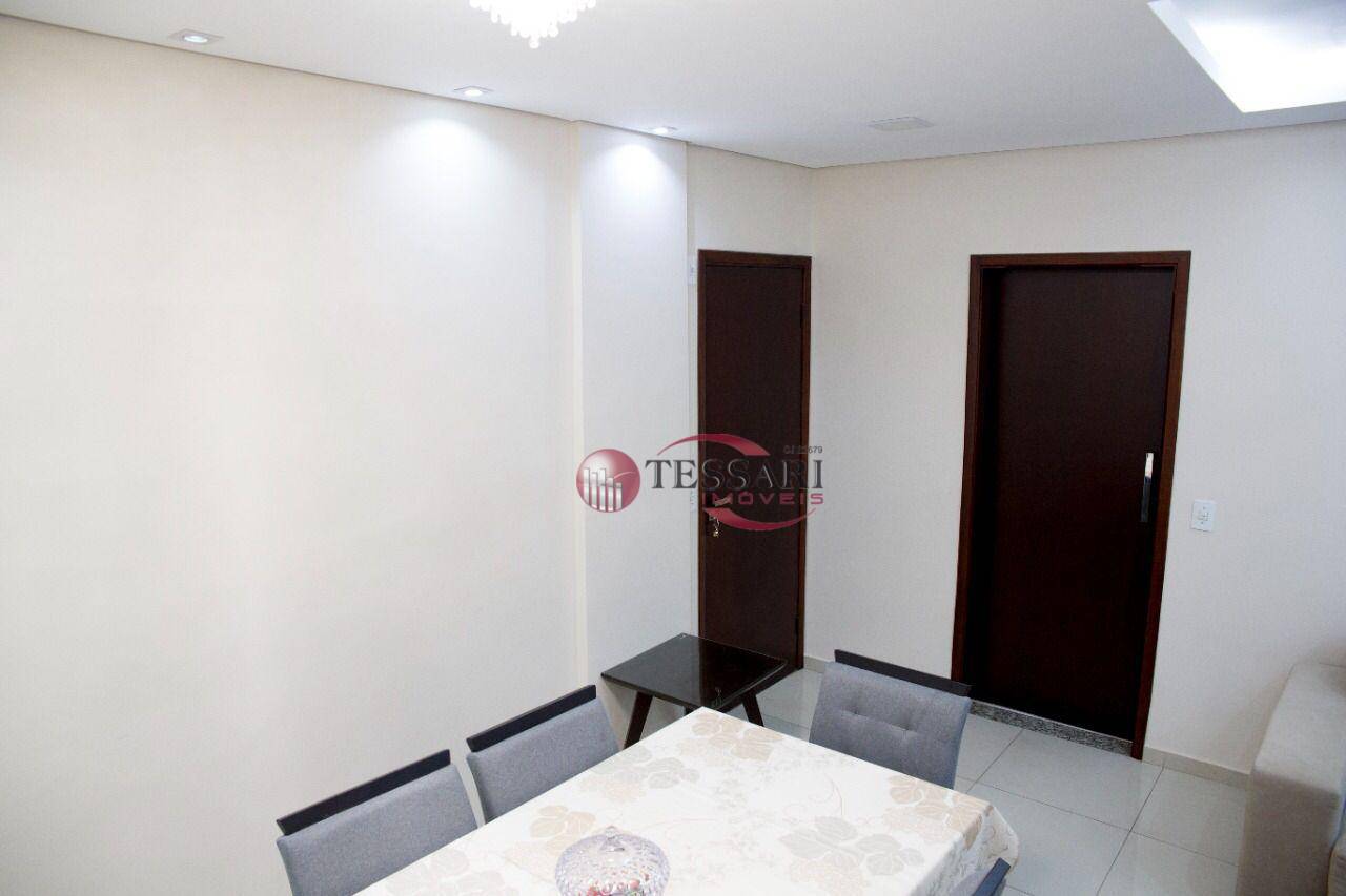 Apartamento à venda com 3 quartos, 74m² - Foto 3