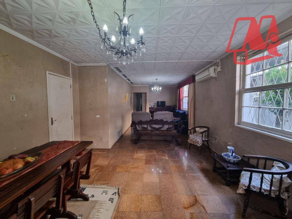 Casa à venda com 5 quartos, 244m² - Foto 2