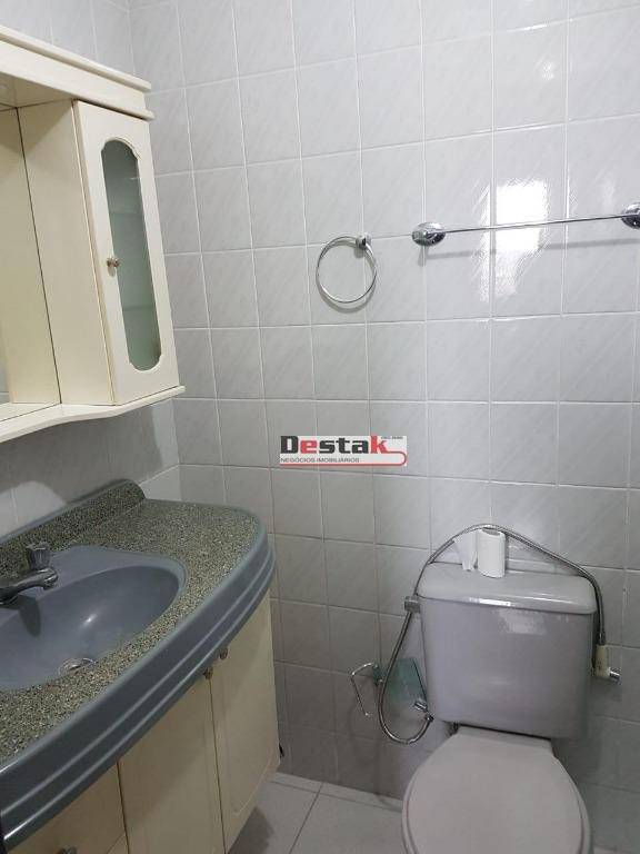 Apartamento à venda com 3 quartos, 98m² - Foto 18