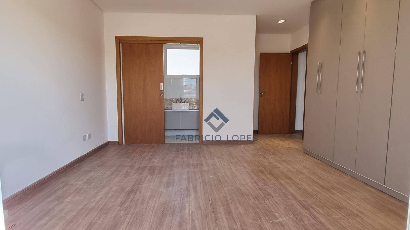 Casa à venda e aluguel com 3 quartos, 320m² - Foto 20