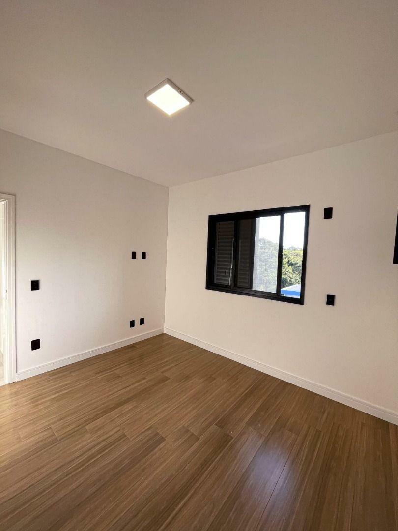 Sobrado à venda com 3 quartos, 238m² - Foto 33