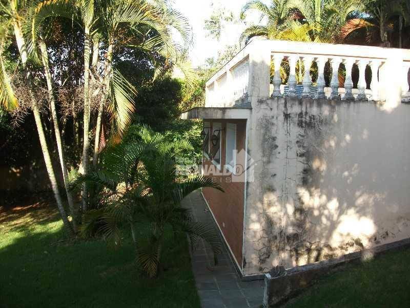 Casa de Condomínio à venda com 4 quartos, 520m² - Foto 19