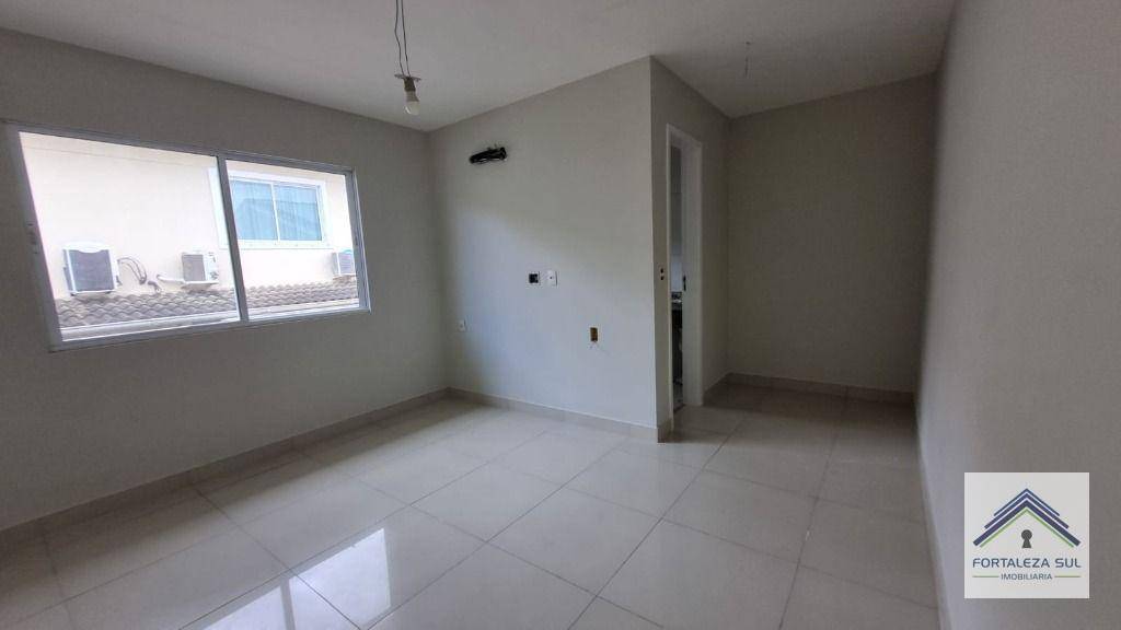 Casa de Condomínio à venda com 4 quartos, 186m² - Foto 30