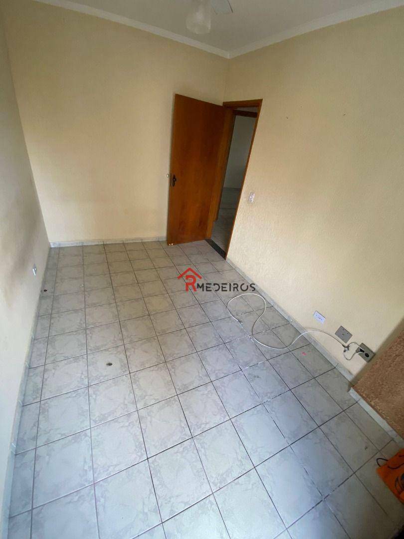 Apartamento à venda com 3 quartos, 119m² - Foto 11