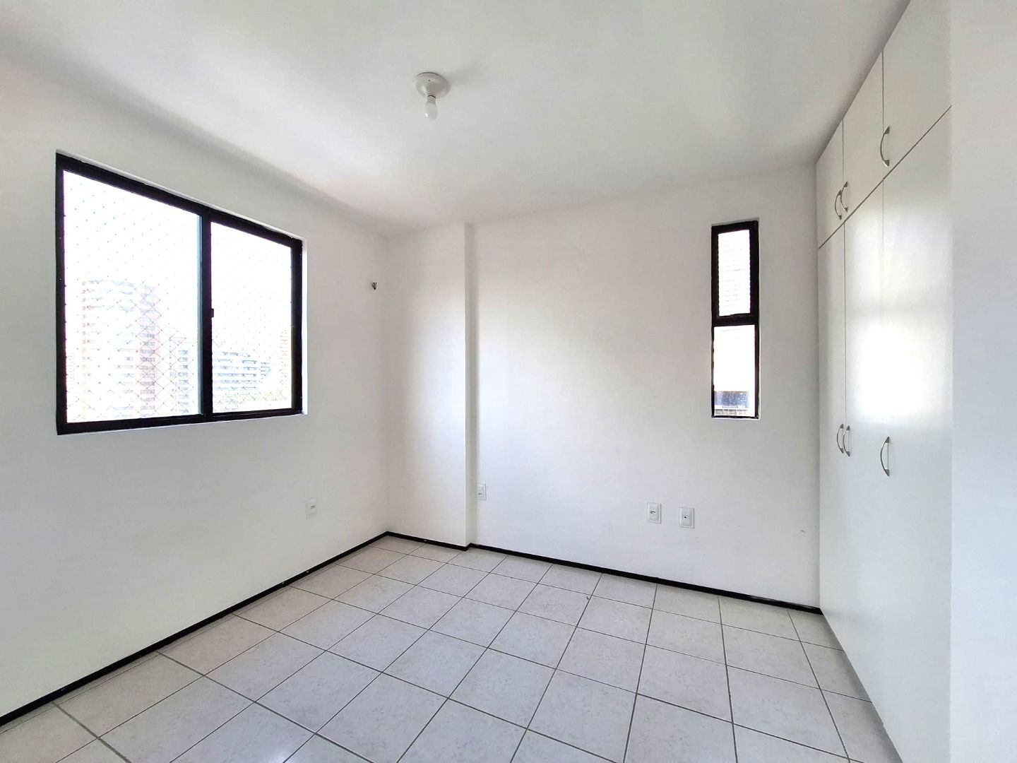 Apartamento para alugar com 2 quartos, 62m² - Foto 9