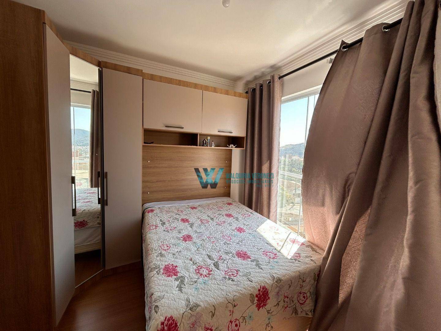 Apartamento à venda com 2 quartos, 64m² - Foto 32