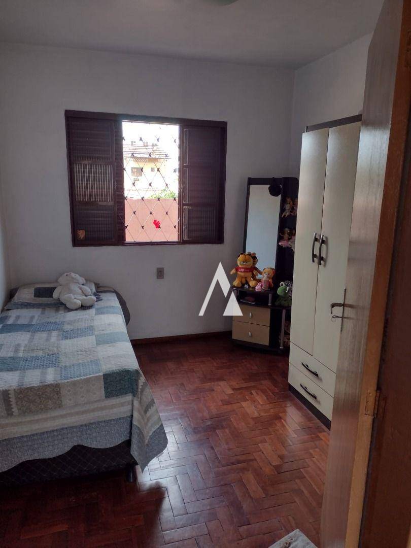 Casa à venda com 3 quartos, 184m² - Foto 13