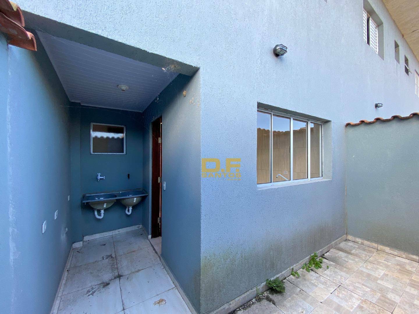 Sobrado à venda com 2 quartos, 1m² - Foto 4