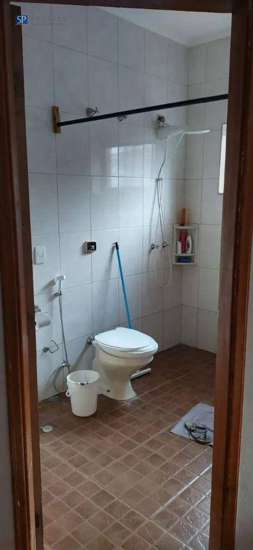 Casa à venda com 6 quartos, 300m² - Foto 13