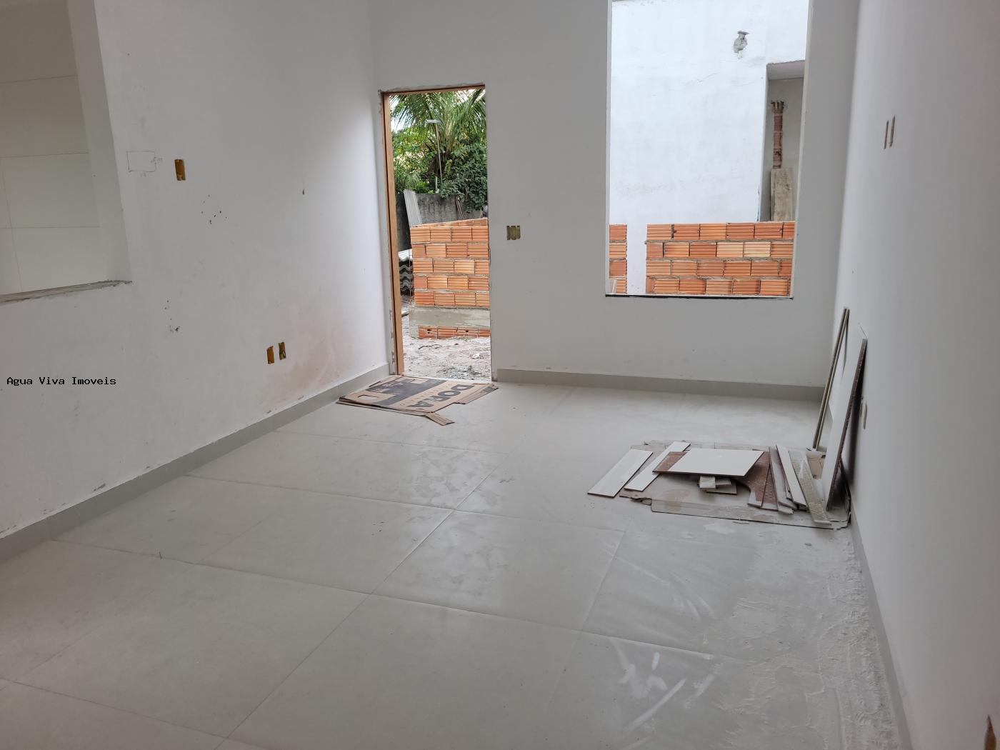 Casa à venda com 3 quartos, 200m² - Foto 4