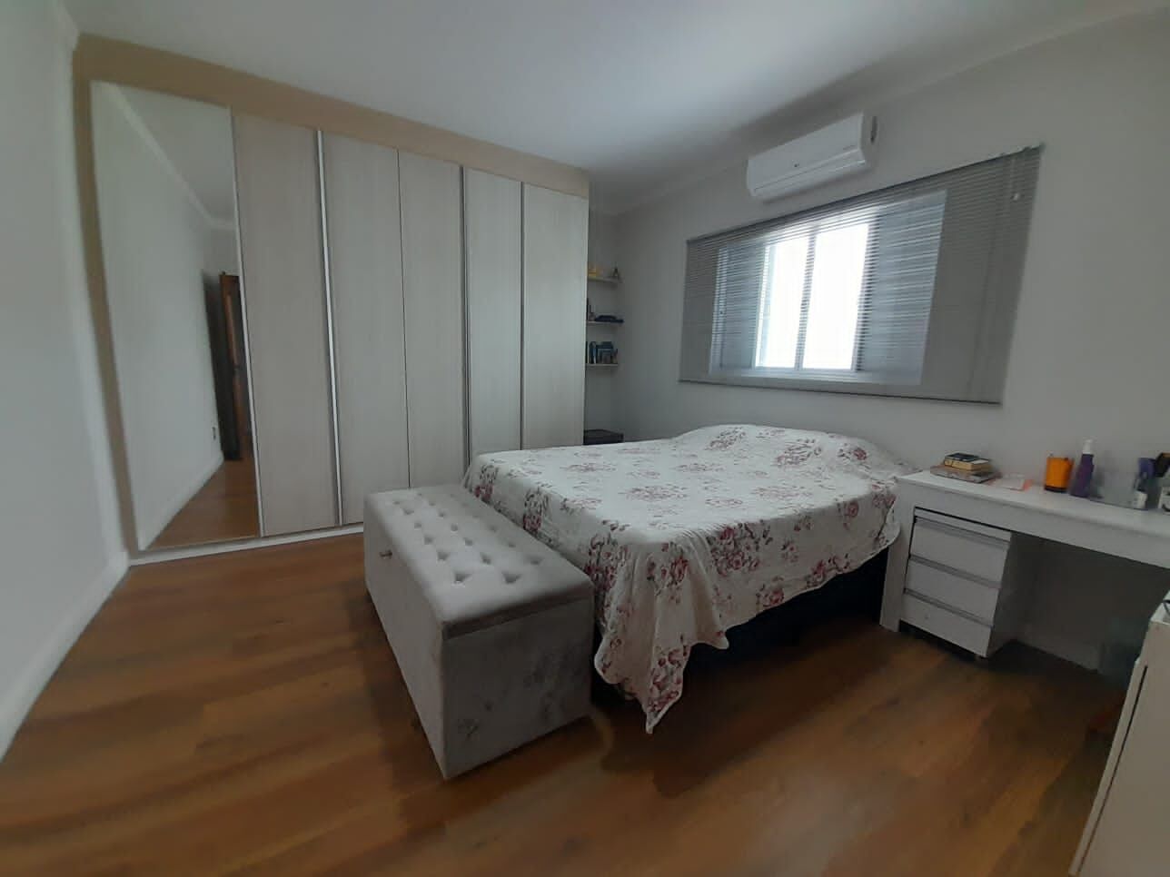 Casa à venda com 3 quartos, 360m² - Foto 4