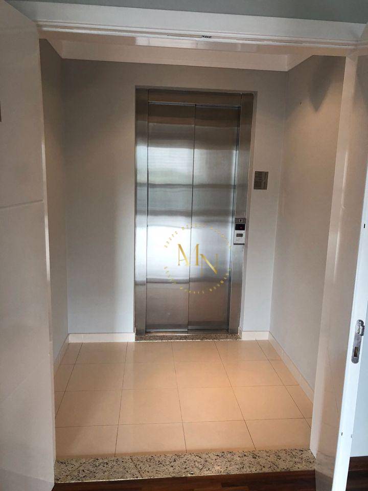 Apartamento à venda com 3 quartos, 195m² - Foto 15