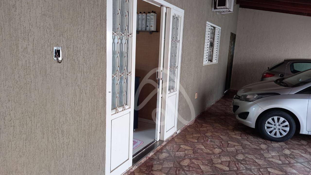 Casa à venda com 3 quartos, 200m² - Foto 14