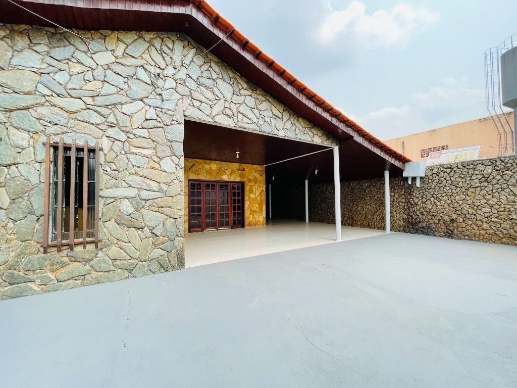 Casa à venda com 4 quartos, 400m² - Foto 8