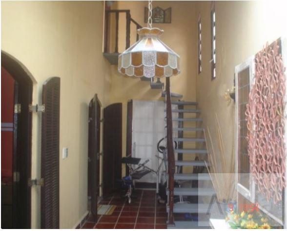 Casa à venda com 4 quartos, 250m² - Foto 13