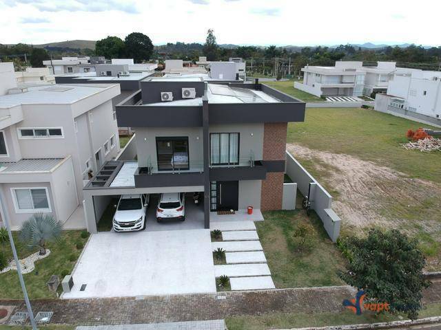 Casa de Condomínio à venda com 4 quartos, 300m² - Foto 4