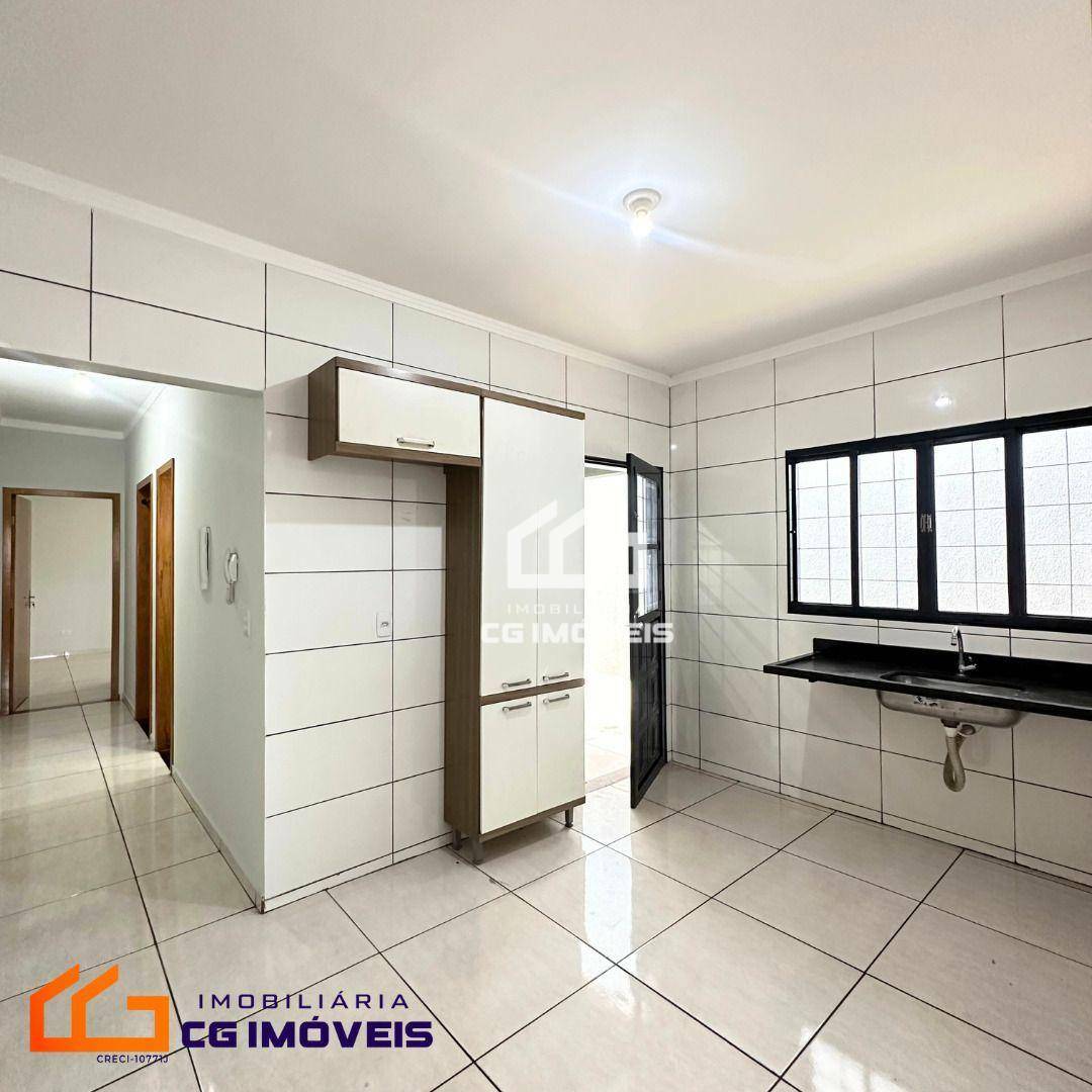 Casa à venda com 2 quartos, 76m² - Foto 3