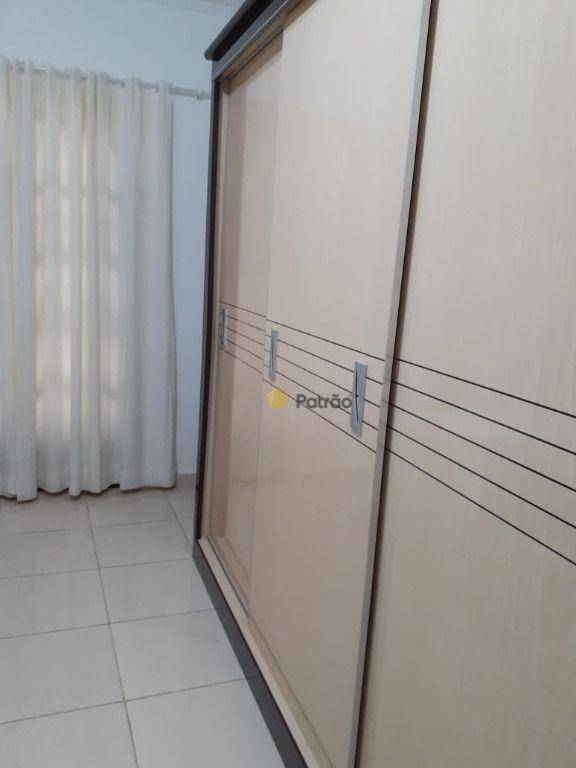 Sobrado à venda com 2 quartos, 246m² - Foto 16