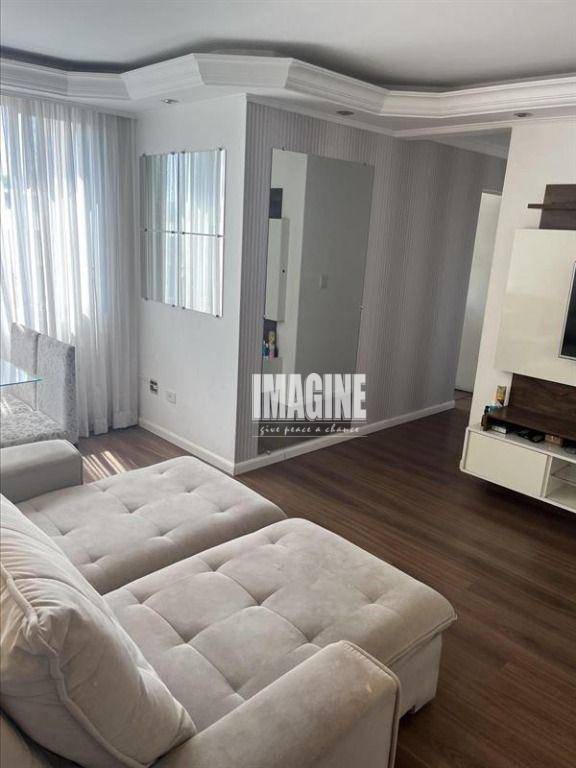 Apartamento à venda com 2 quartos, 65m² - Foto 1