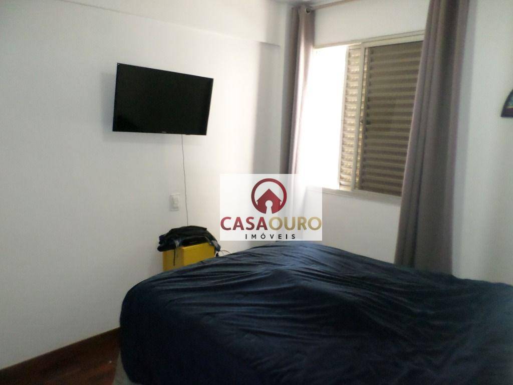 Apartamento à venda com 4 quartos, 150m² - Foto 14