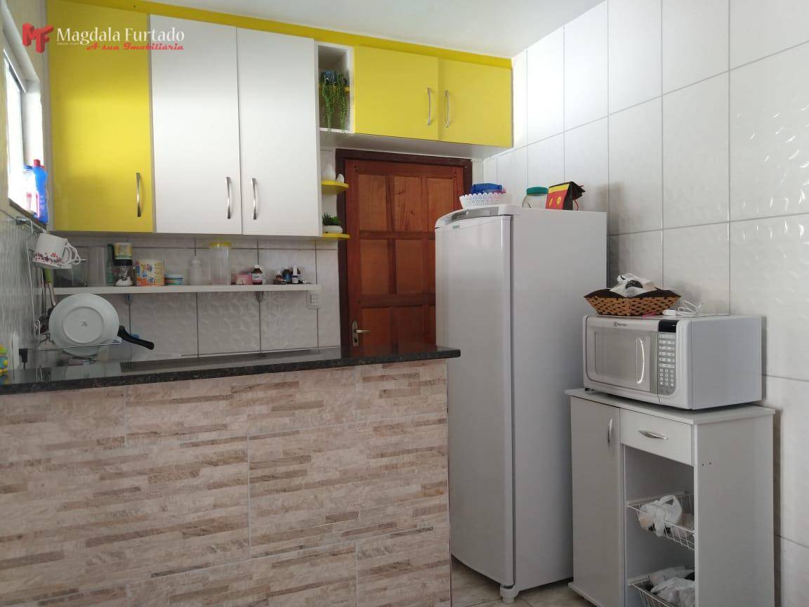 Casa à venda com 2 quartos, 50m² - Foto 13