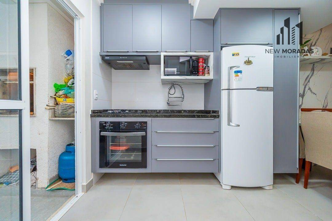 Sobrado à venda com 2 quartos, 69m² - Foto 2