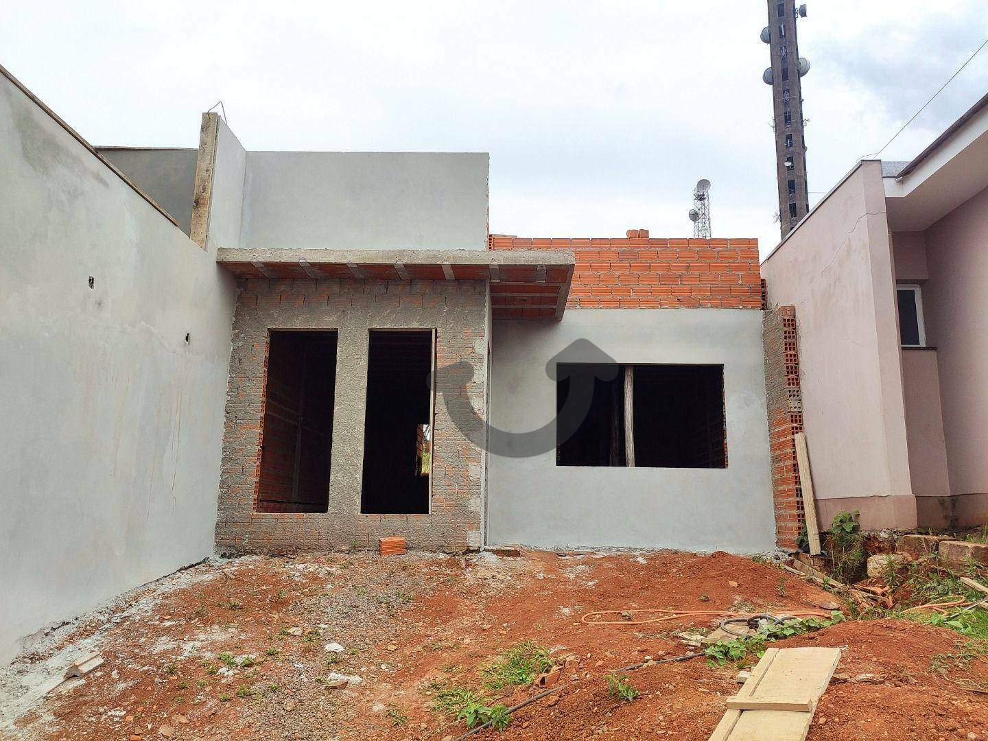 Casa à venda com 2 quartos, 73m² - Foto 1