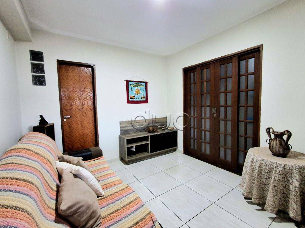 Casa à venda com 3 quartos, 176m² - Foto 5