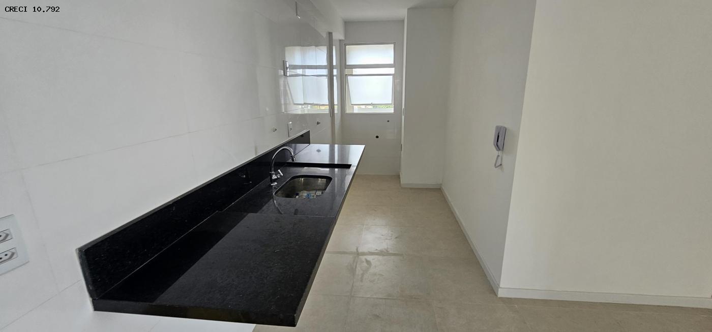 Apartamento à venda com 2 quartos, 79m² - Foto 19