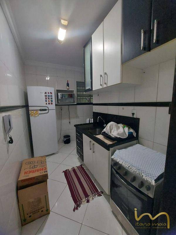 Apartamento à venda com 2 quartos, 48m² - Foto 4