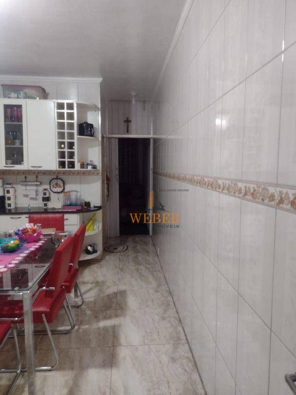 Casa à venda com 3 quartos, 200m² - Foto 4