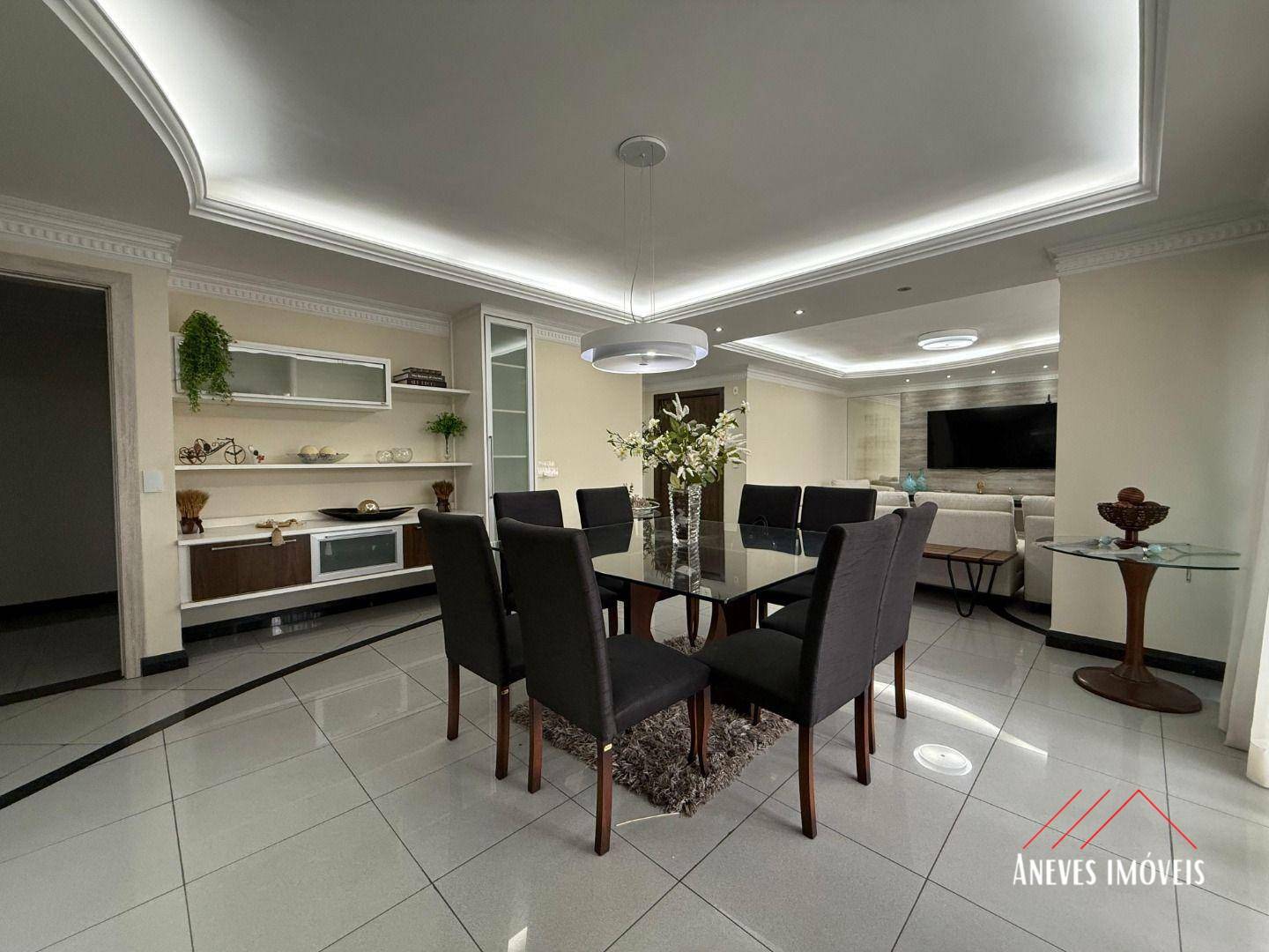 Apartamento à venda com 3 quartos, 221m² - Foto 21