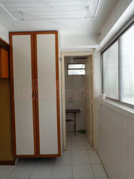 Apartamento para alugar com 2 quartos, 160m² - Foto 12