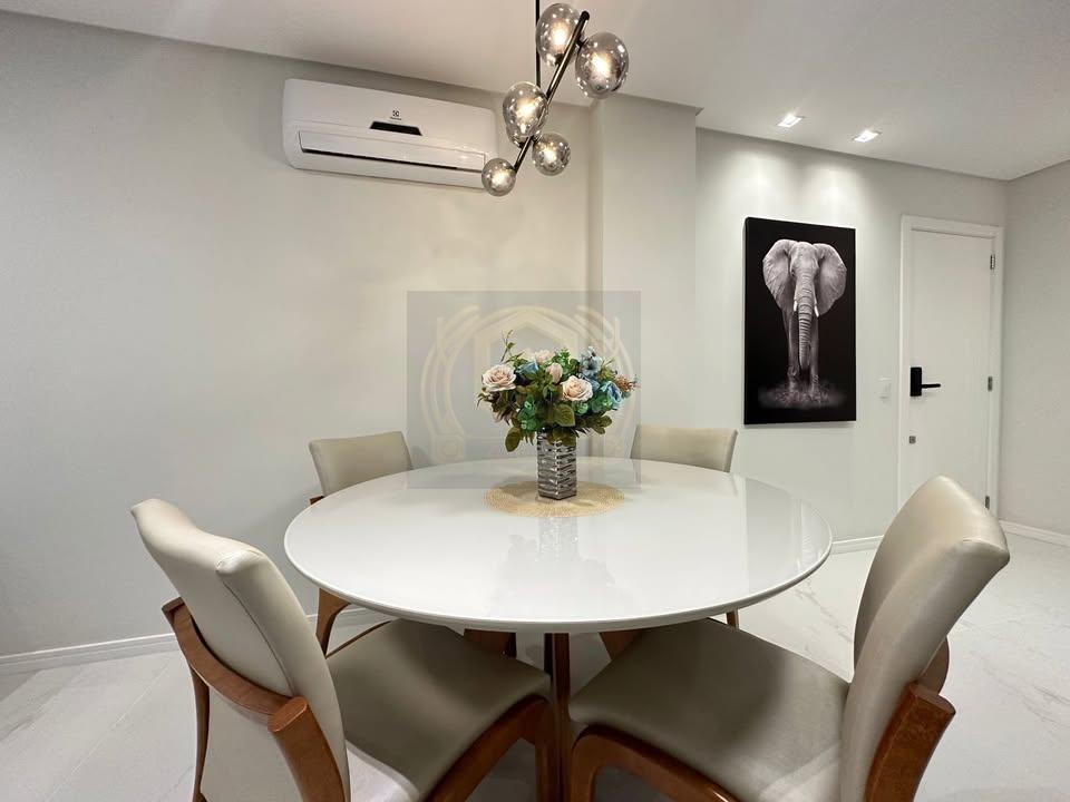 Apartamento à venda com 2 quartos, 85m² - Foto 3