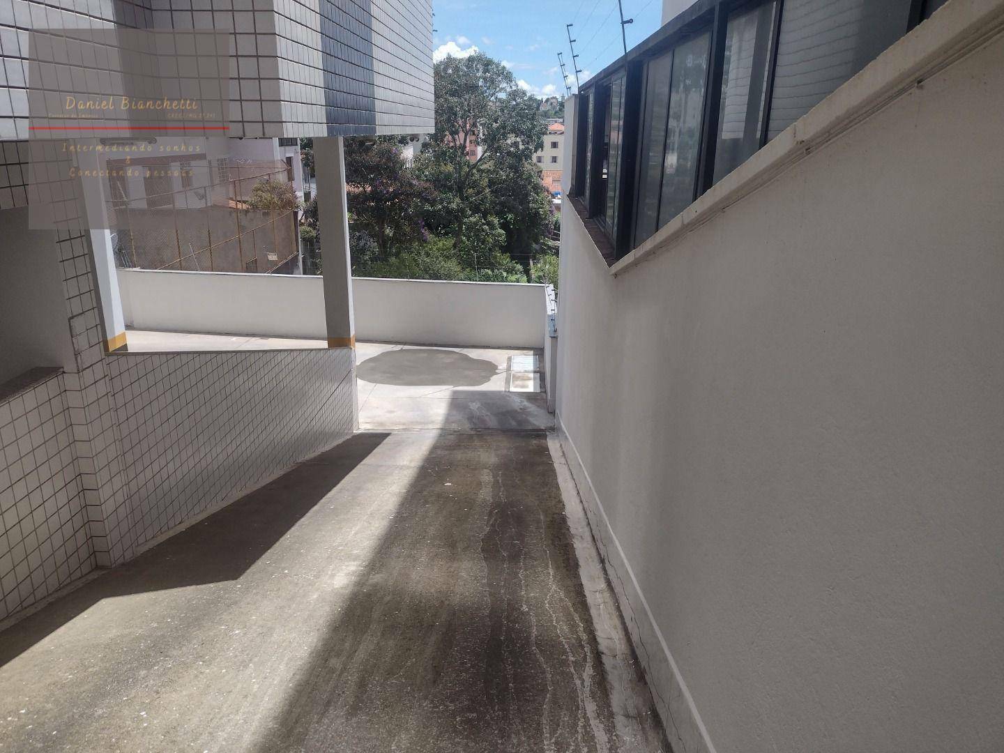 Apartamento à venda e aluguel com 3 quartos, 135m² - Foto 5