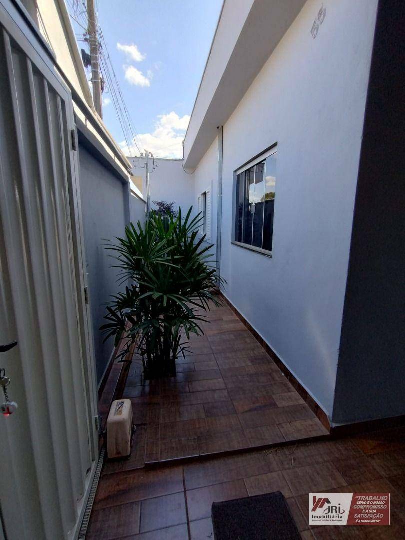 Chácara à venda com 4 quartos, 2250M2 - Foto 31