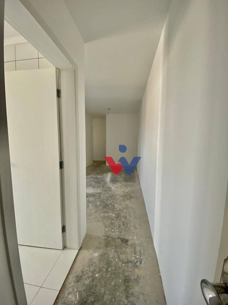 Apartamento à venda com 3 quartos, 66m² - Foto 4